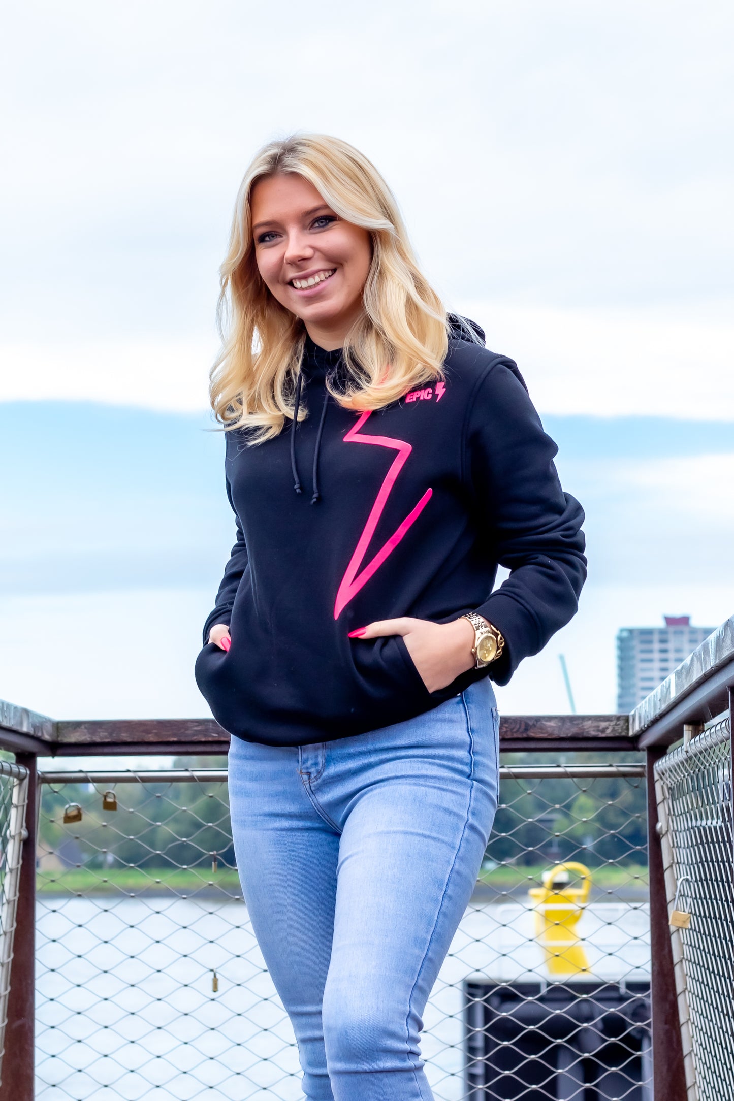 Epic hoodie bolt pink