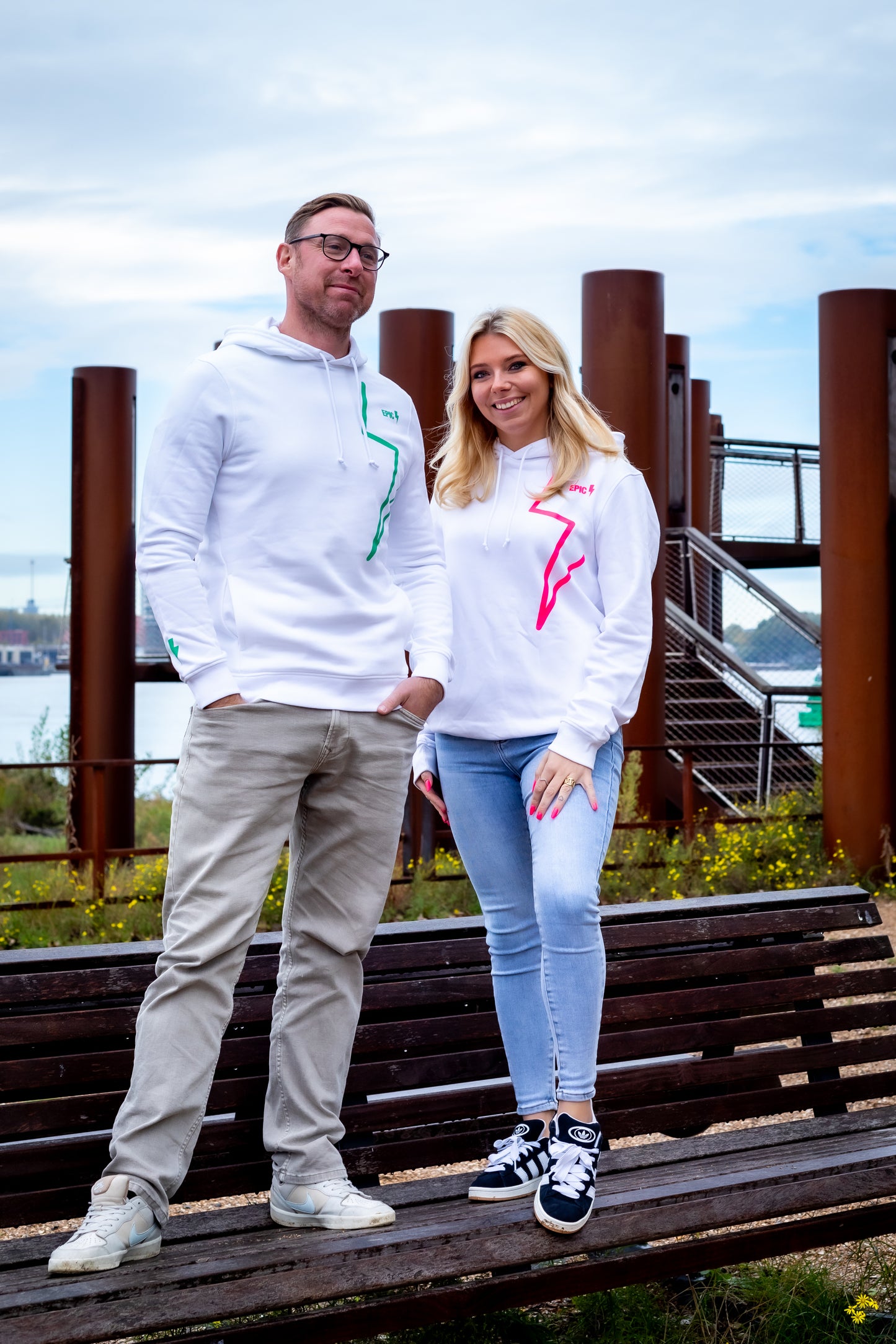 Epic hoodie bolt pink